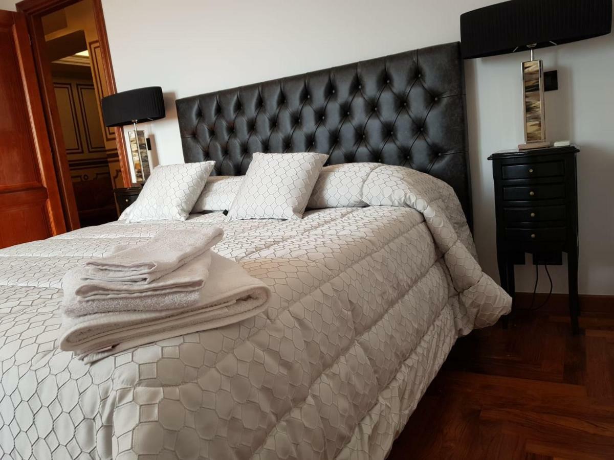 Regal House Roma Navigatori 23 Hotel Kültér fotó